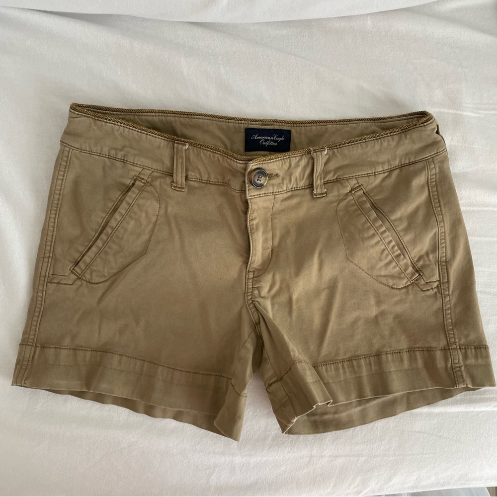 American Eagle Stretch Tan Khaki Pocket Shorts